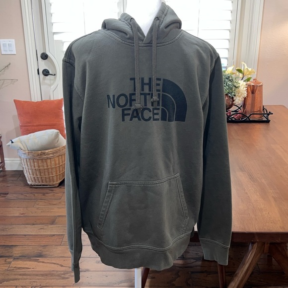 The North Face hoodie. Pullover Long sleeve. Army Green. Men Size Medium - Picture 1 of 8